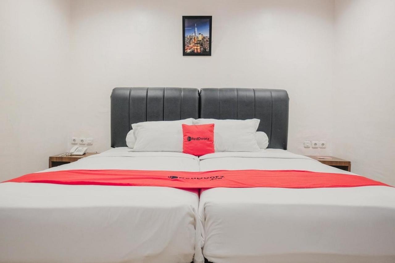 ดีเอ็นเอ ฟัน โซน เปกันบารู Hotel ภายนอก รูปภาพ